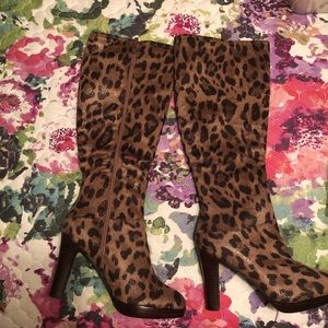 NWB Impo leopard stretch platform high boots 7.5